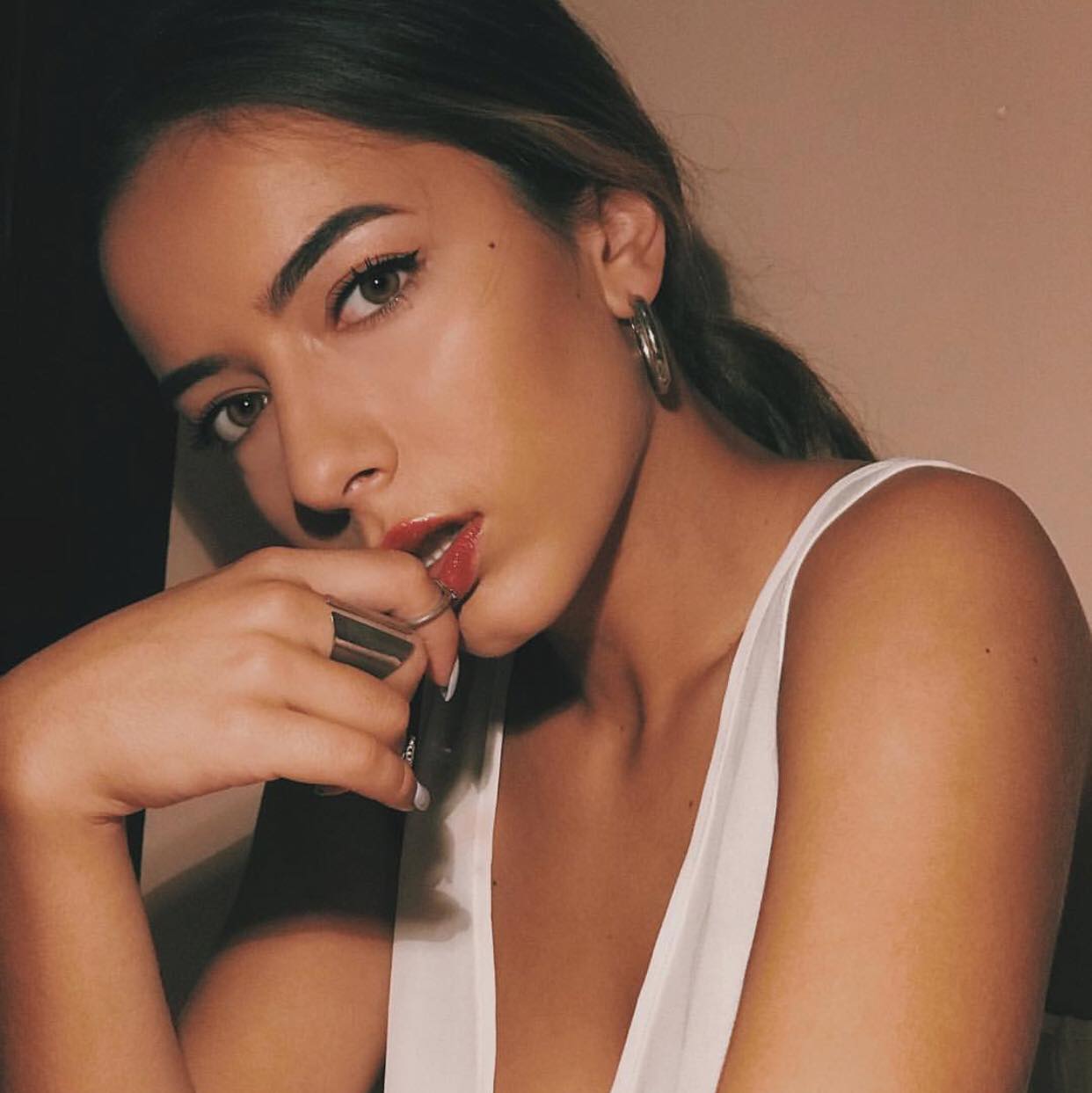 Η Γη της Ελιάς: Ερχεται στη Μάνη για να χωρίσει Φίλιππο-Βασιλική