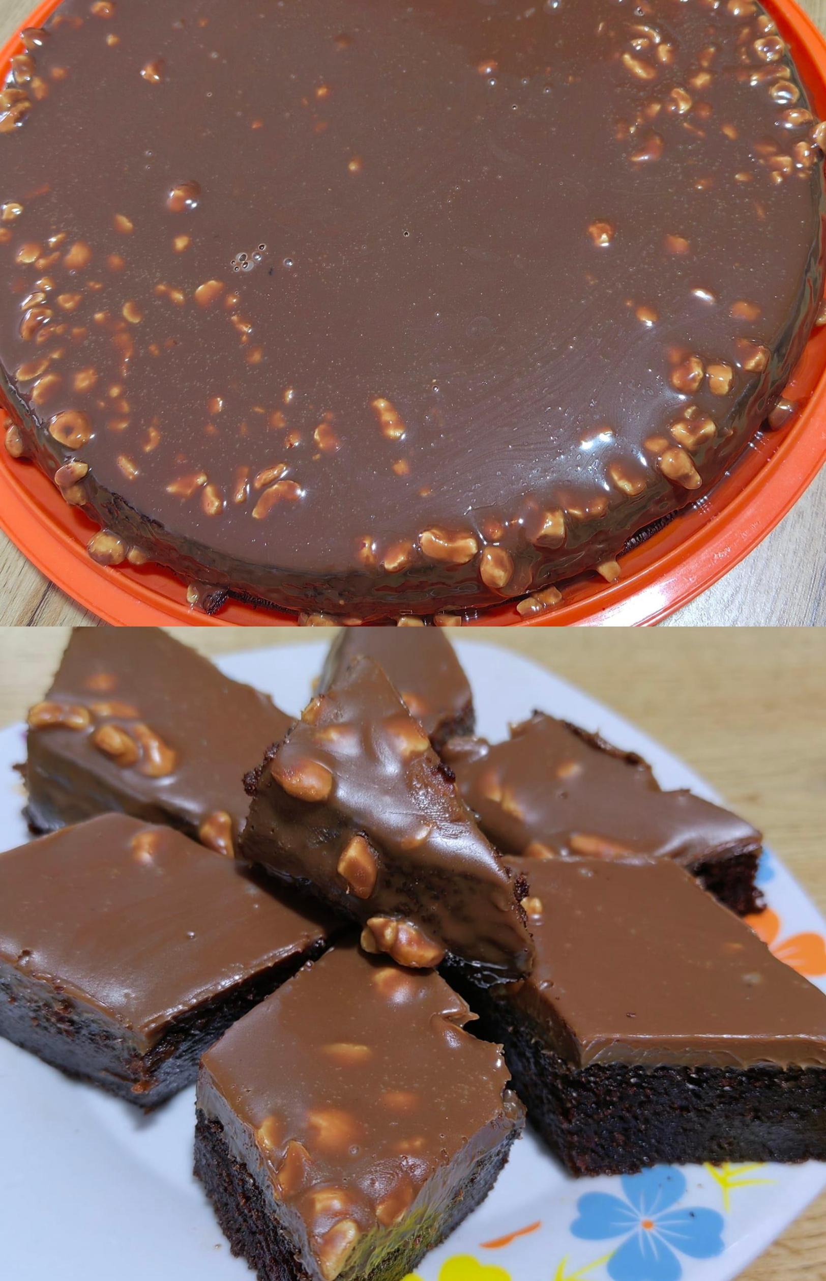 Γιορτινή σοκολατόπιτα με μπανάνα