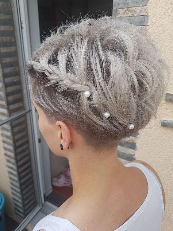 ιδέες-για-χριστουγεννιάτικα χτενίσματα-σε-κοντά μαλλιά- ιδέες-για-χριστουγεννιάτικα χτενίσματα-σε-κοντά μαλλιά-