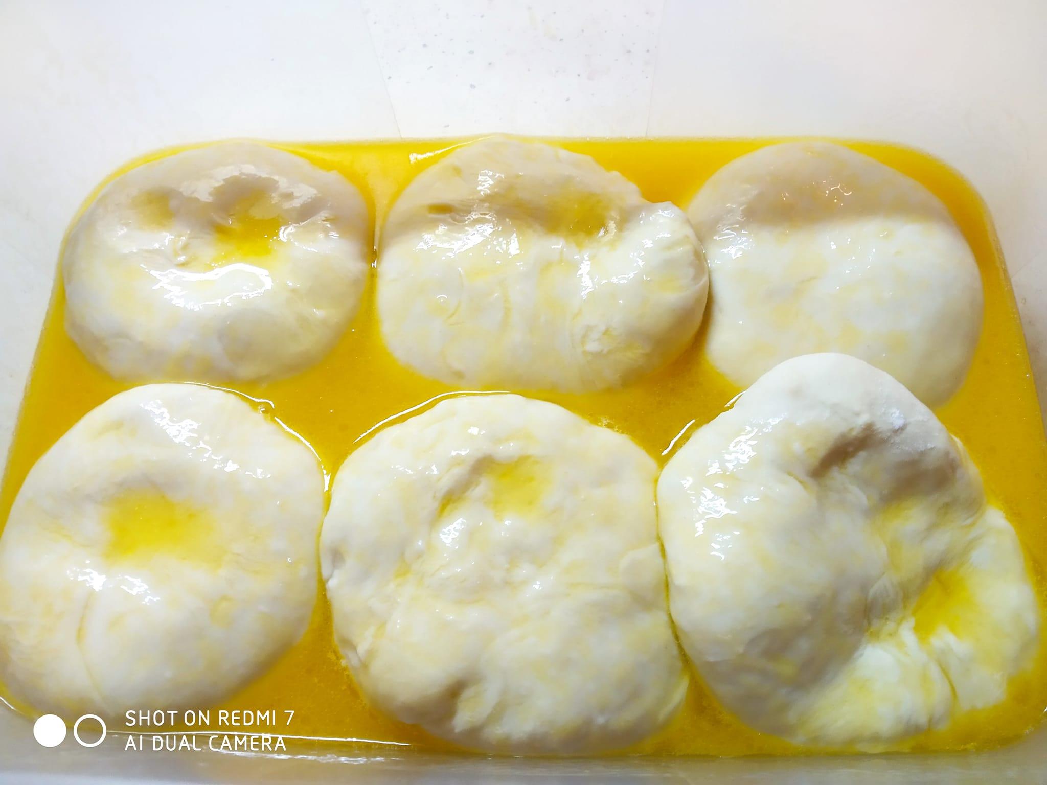 στριφτή κοτόπιτα-για-τα-Χριστούγεννα-συνταγή-