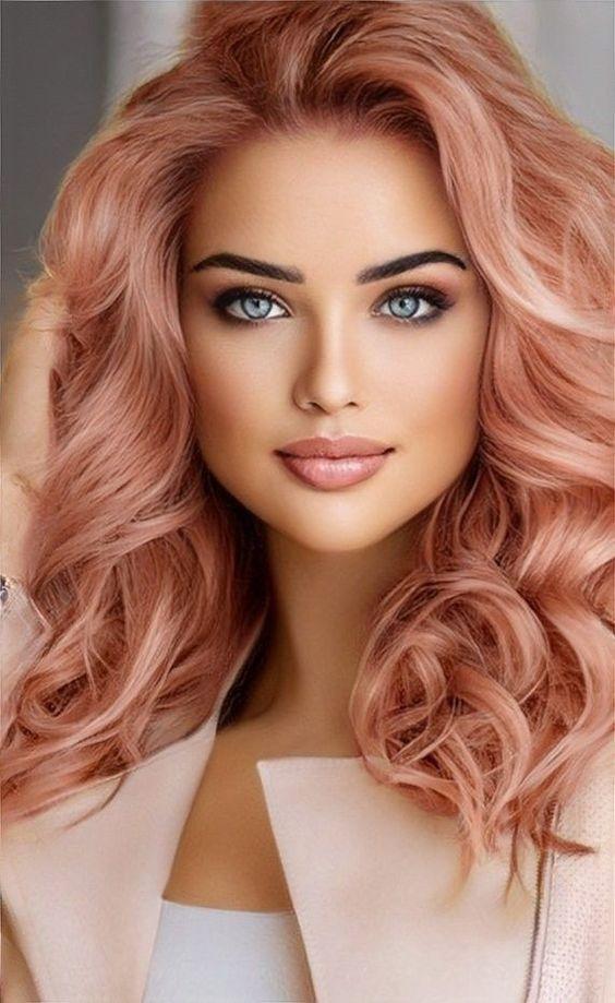 ιδέες-για-γιορτινά χτενίσματα-με-μπούκλες-τα-Χριστούγεννα 2022-Πρωτοχρονιά- ιδέες-για-γιορτινά χτενίσματα-με-μπούκλες-τα-Χριστούγεννα 2022-Πρωτοχρονιά-