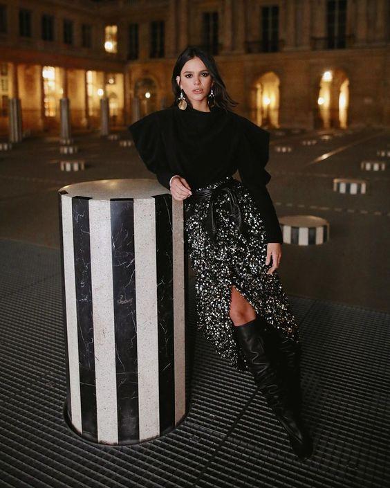 ιδέες-για-total black ντύσιμο-τα-Χριστούγεννα-και-την-Πρωτοχρονιά-