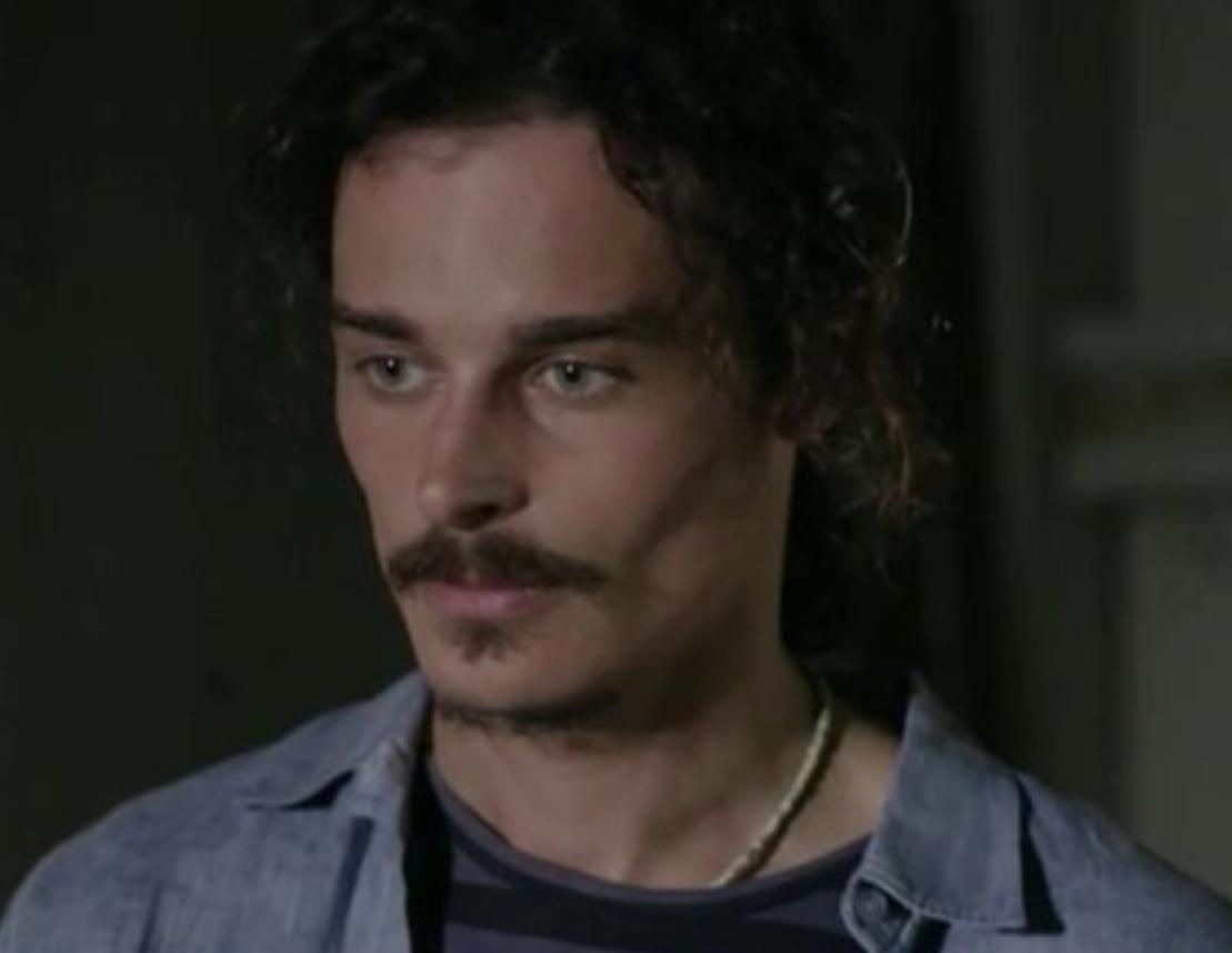 Μαύρο Ρόδο: Ο Γεράσιμος εκβιάζει την Ελισάβετ για τον Πέτρο