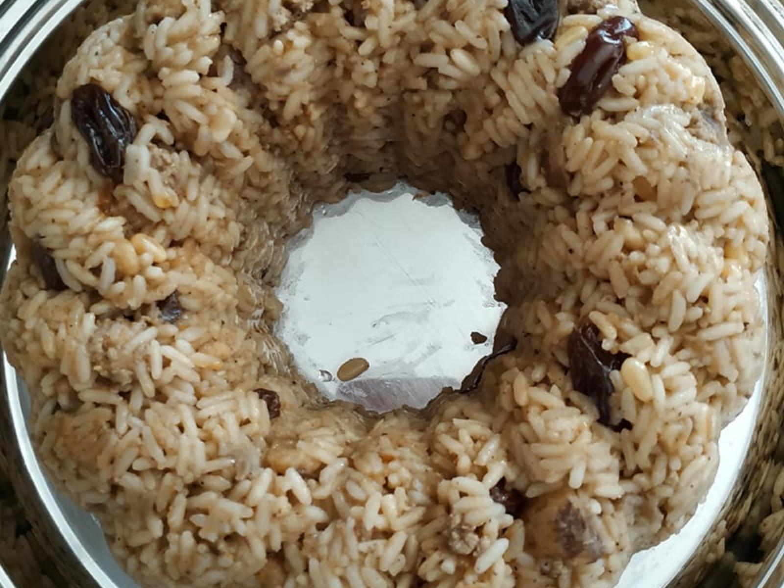 χριστουγεννιάτικη συνταγή-για-πιλάφι-με-κουκουνάρια-και-κάστανα- χριστουγεννιάτικη συνταγή-για-πιλάφι-με-κουκουνάρια-και-κάστανα-