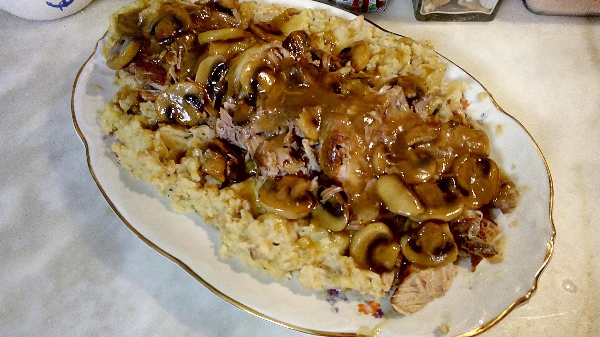 σπάλα-με-πουρέ-από-πατάτες-και-κάστανα-συνταγή- σπάλα-με-πουρέ-από-πατάτες-και-κάστανα-συνταγή-