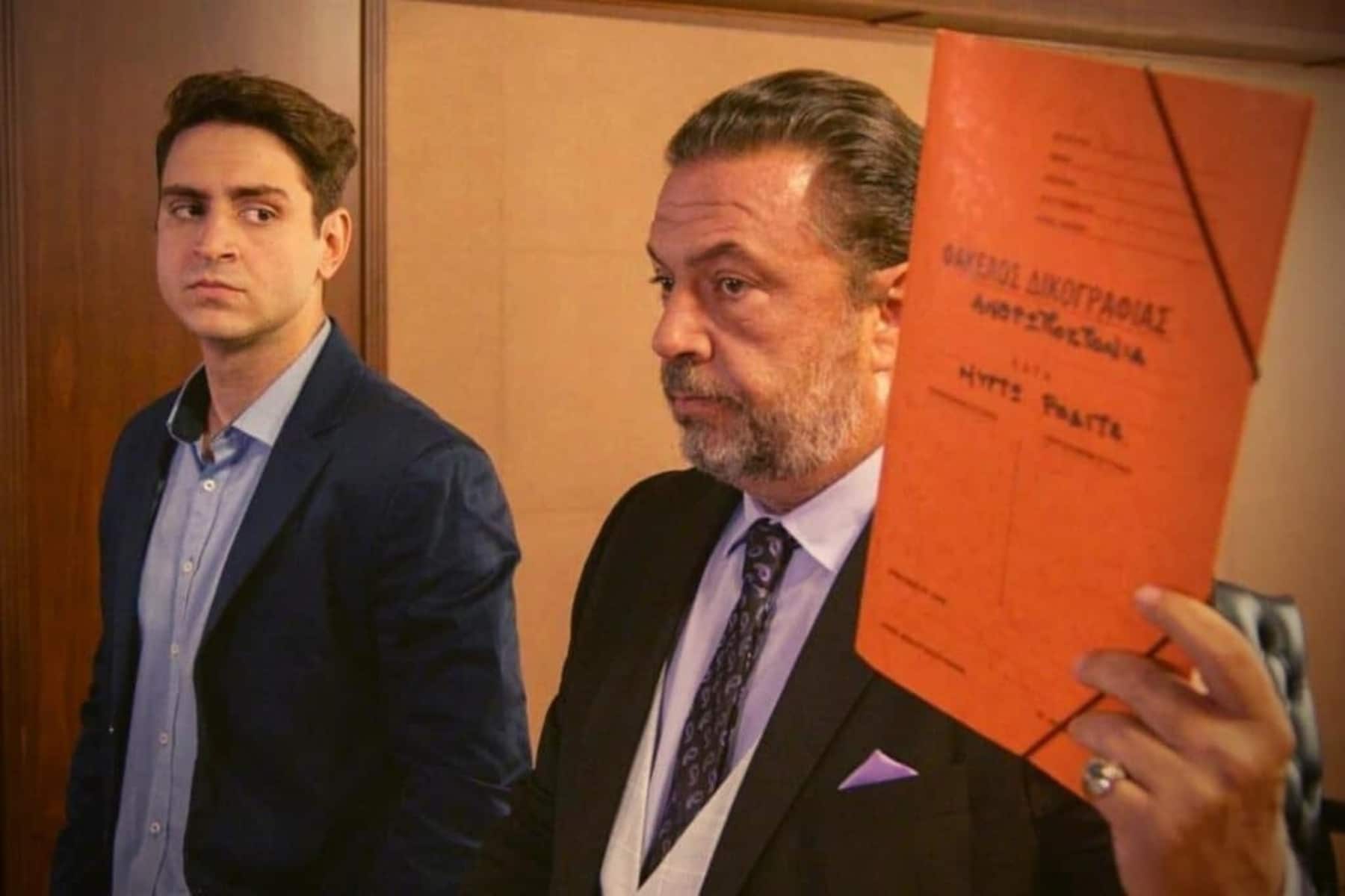 Παγιδευμένοι: Ο Αλέκος βρίσκει στοιχείο που καίει την Άννα για τον φόνο