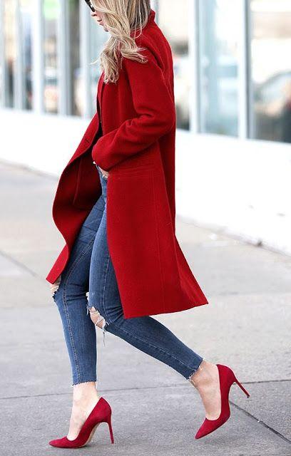 ιδέες-για-να-συνδυάσεις-τις-κόκκινες-γόβες-τα-Χριστούγεννα-και-την-Πρωτοχρονιά-