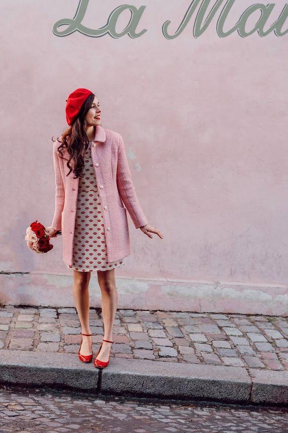 ιδέες-για-να-συνδυάσεις-τις-κόκκινες-γόβες-τα-Χριστούγεννα-και-την-Πρωτοχρονιά-