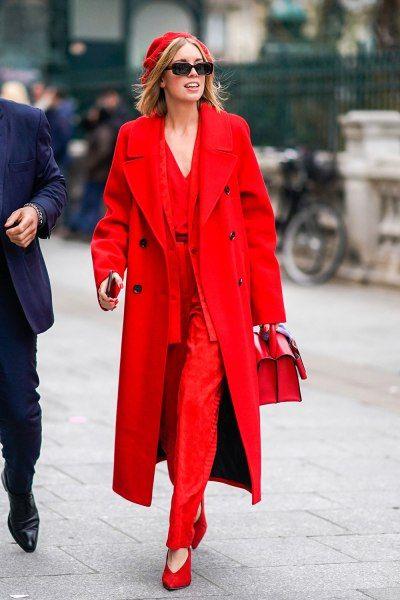 ιδέες-για-να-συνδυάσεις-τις-κόκκινες-γόβες-τα-Χριστούγεννα-και-την-Πρωτοχρονιά-