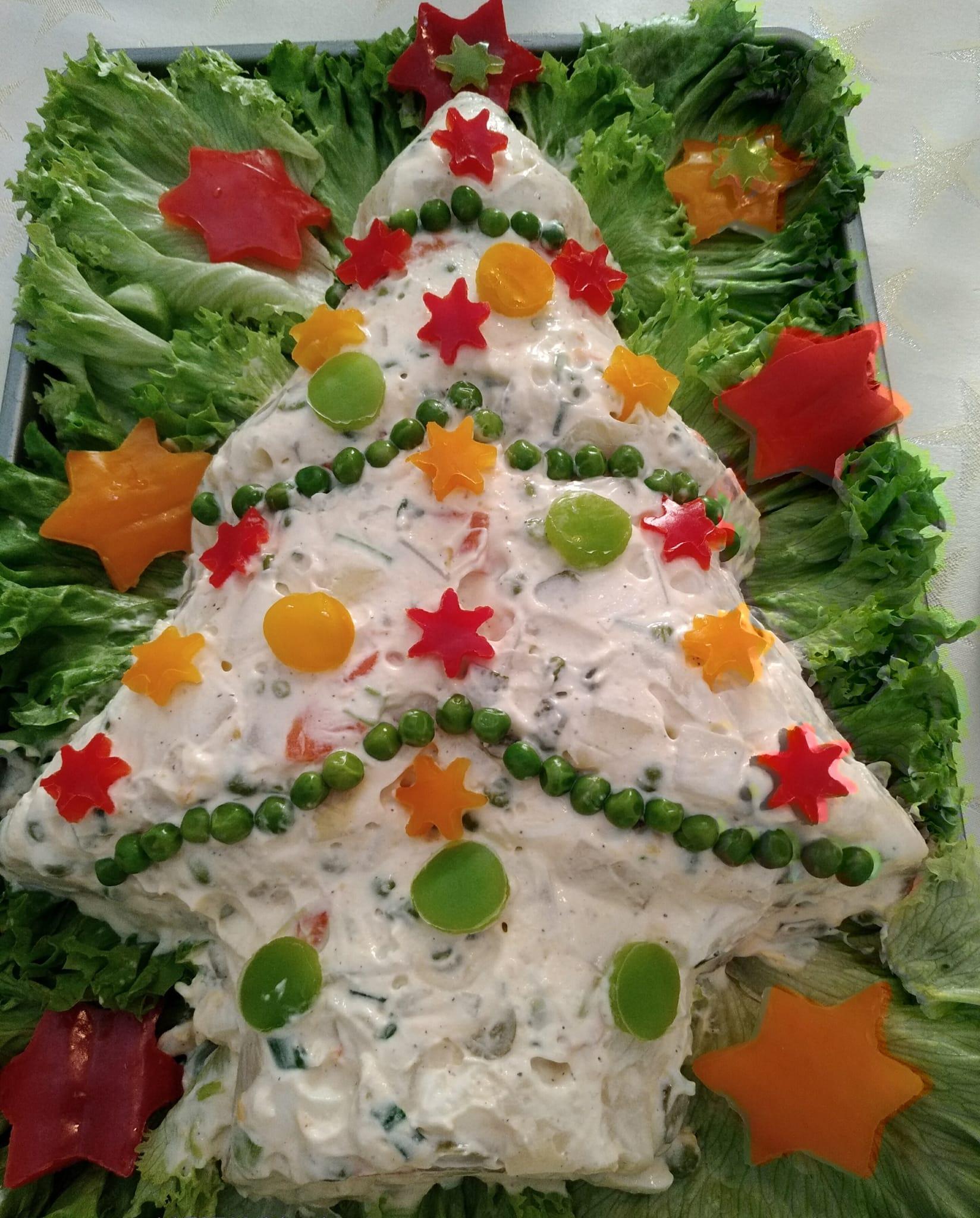 Ρώσικη-σαλάτα-Χριστουγεννιάτικο-δέντρο