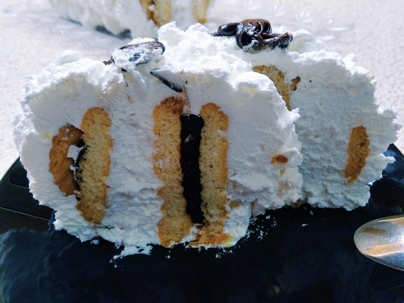 Χριστουγεννιάτικος κορμός-με σαντιγί-συνταγή-