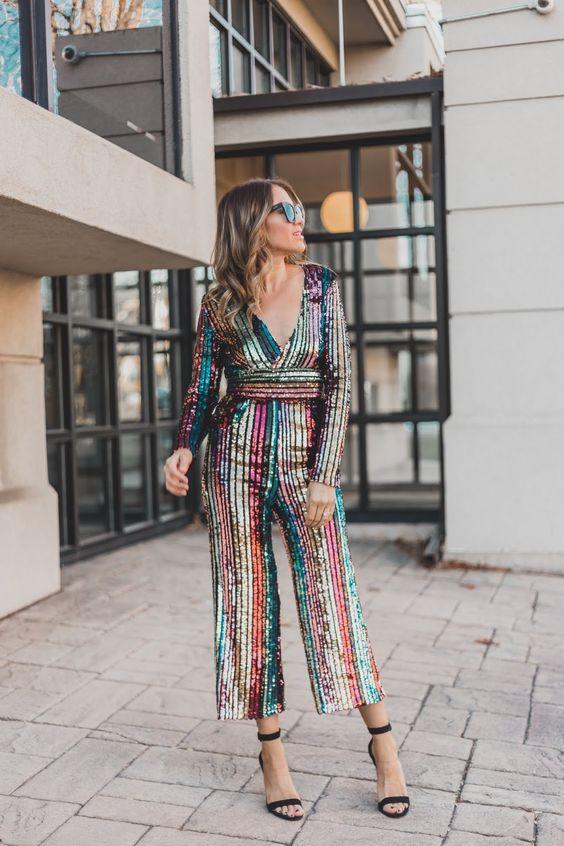 χρωματιστή-ολόσωμη-φόρμα-με-γκλίτερ-ιδέες-