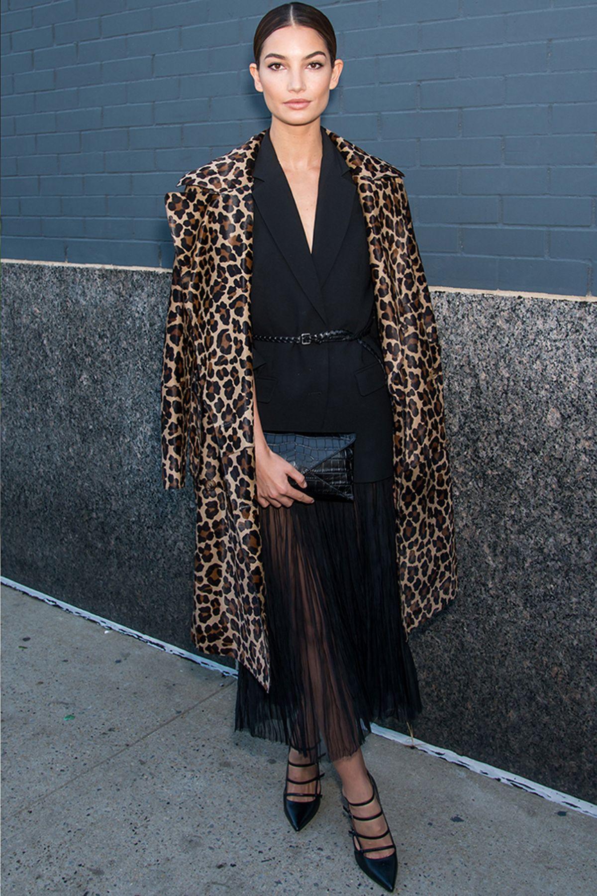 Λεοπάρ: Ιδέες για γιορτινό ντύσιμο τα Χριστούγεννα – Πρωτοχρονιά 2022 – 2023