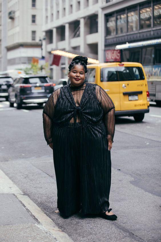 ιδέες-για-plus size-ντύσιμο-στο-Χριστουγεννιάτικο ρεβεγιόν-Πρωτοχρονιάτικο ρεβεγιόν- ιδέες-για-plus size-ντύσιμο-στο-Χριστουγεννιάτικο ρεβεγιόν-Πρωτοχρονιάτικο ρεβεγιόν-