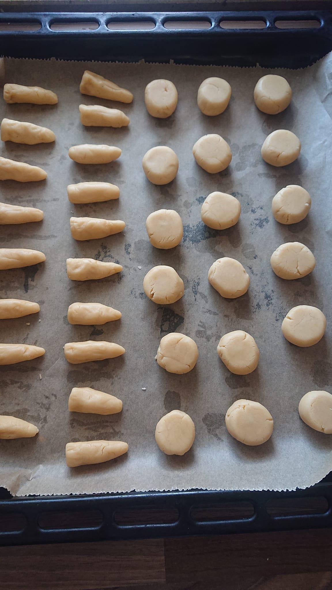 Χριστουγεννιάτικα μπισκότα-μανιτάρι-συνταγή-