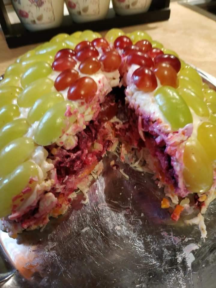 χριστουγεννιάτικη σαλάτα-με-σταφύλια-συνταγή-