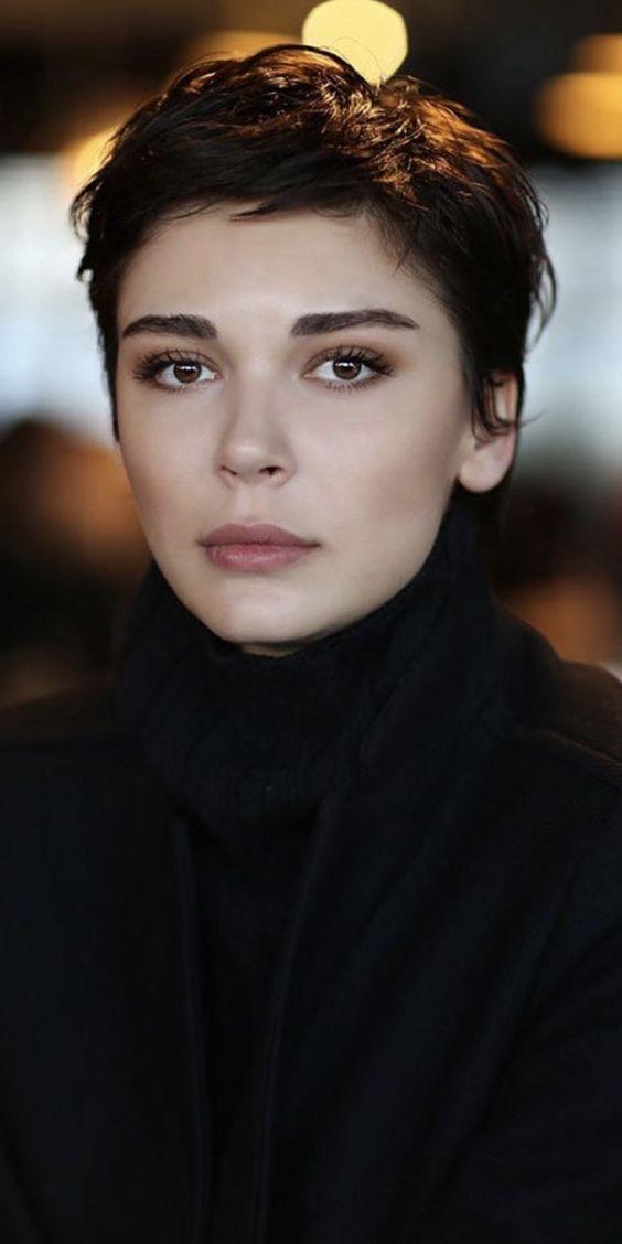 ιδέες-για-χτενίσματα-και-κουρέματα-Ιανουάριος 2023-