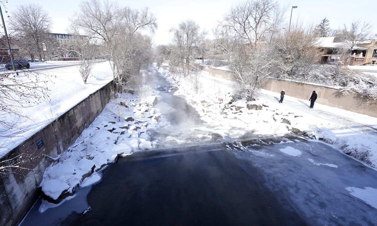 ΗΠΑ : Χριστούγεννα με -56°C , νεκρούς και μπλάκ άουτ