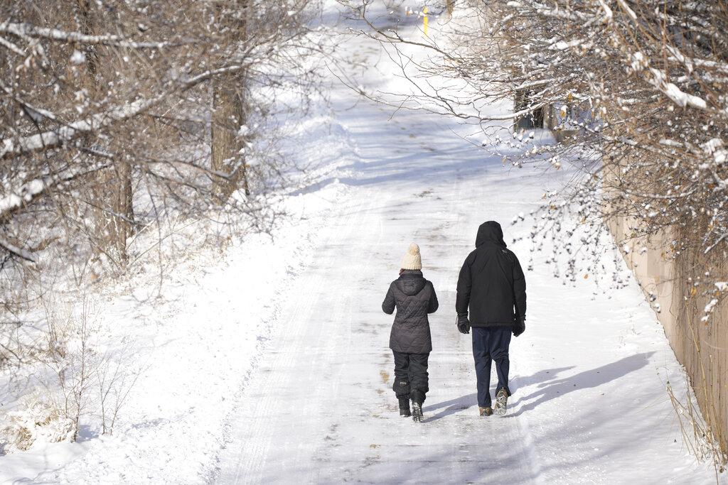 ΗΠΑ : Χριστούγεννα με -56°C , νεκρούς και μπλάκ άουτ