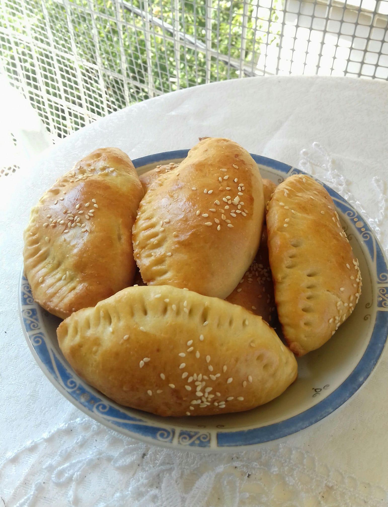 Πιτάκια από τα Χριστουγεννιάτικα περισσεύματα