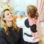 Ελεονώρα Μελέτη : Η στιγμή που ο Άγιος Βασίλης εισβάλλει στο σπίτι της