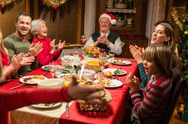 ο-άντρας-μου-πήγε-να-σκάσει-από-το-φαγητό-τα-Χριστούγεννα-