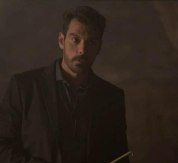 Μαύρο Ρόδο-Βίκος- Μαύρο Ρόδο-Βίκος-