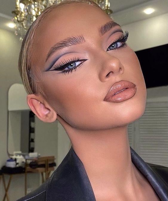 ιδέες-για-μακιγιάζ-Πρωτοχρονιά 2023-