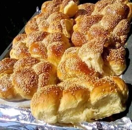 τσουρέκια-για-το-σχολείο-συνταγή-