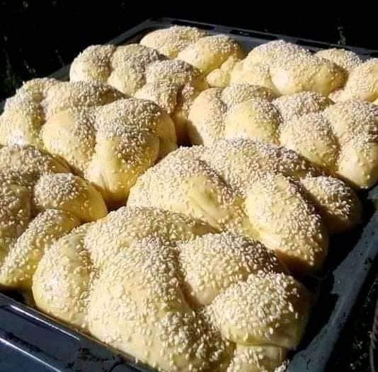 τσουρέκια-για-το-σχολείο-συνταγή-