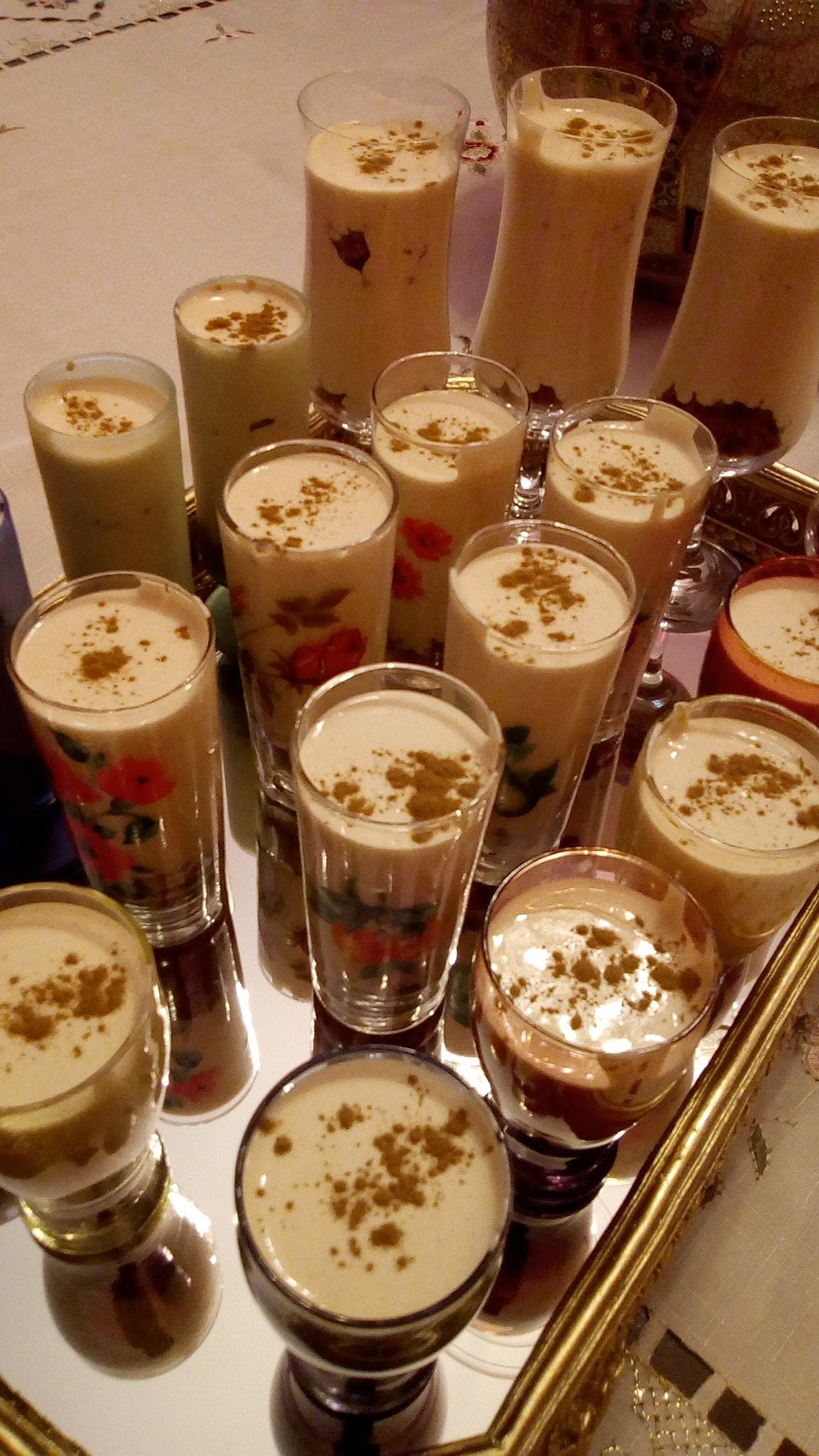 Γλυκό σε ποτήρι-από-μελομακάρονα-που περίσσεψαν-συνταγή- Γλυκό σε ποτήρι-από-μελομακάρονα-που περίσσεψαν-συνταγή-