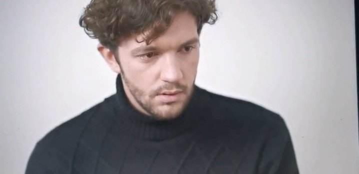 Μαύρο Ρόδο-Πέτρος-