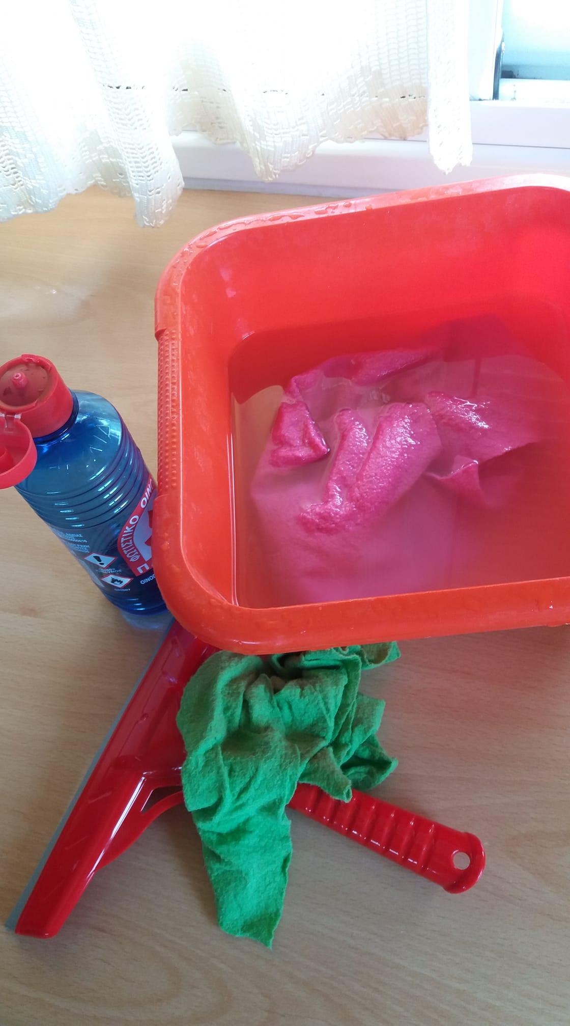 σπιτικό καθαριστικό-για-τα-τζάμια-με-οινόπνευμα- σπιτικό καθαριστικό-για-τα-τζάμια-με-οινόπνευμα-