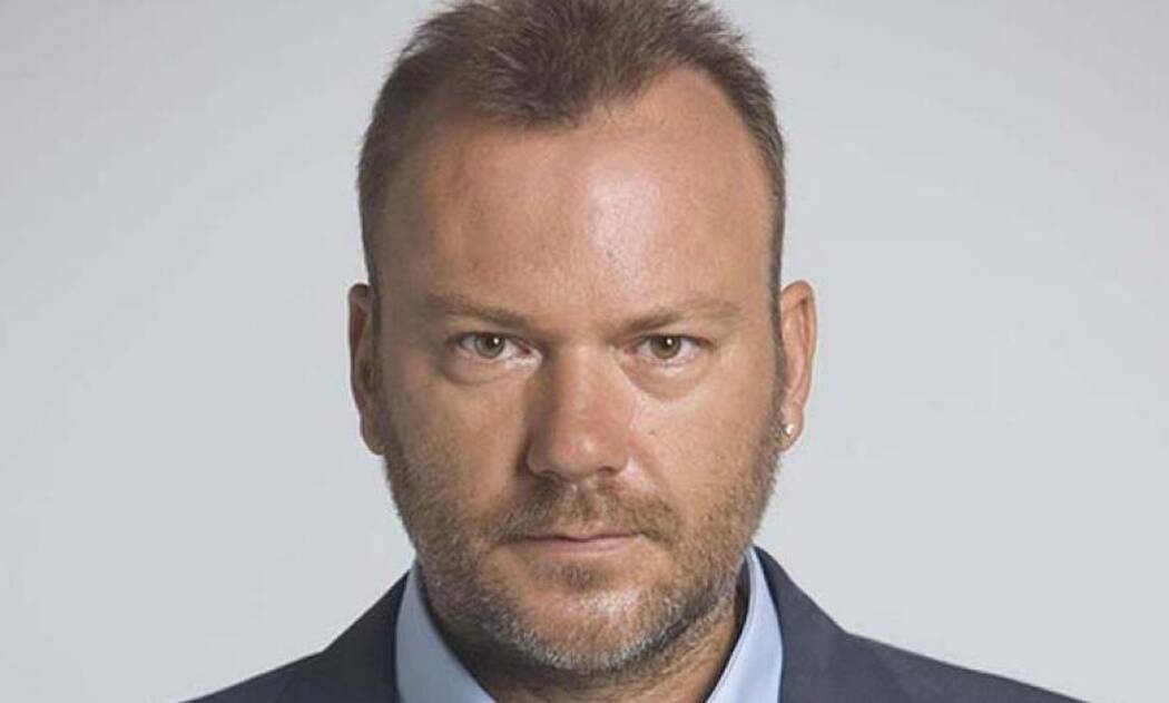 Η Γη της Ελιάς: Ο Θανάσης θα αποτελειώσει τον Δημοσθένη