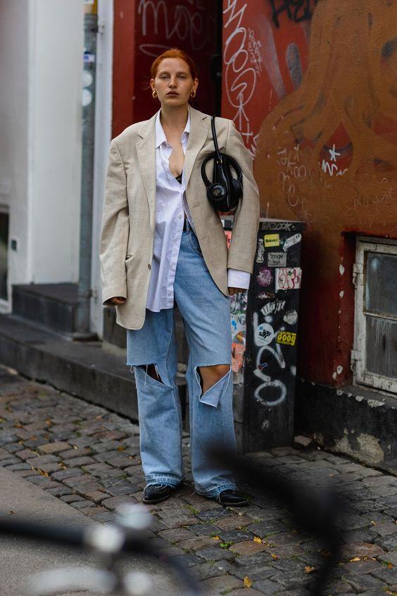 φαρδύ jean-με-σκισίματα-πουκάμισο-και-σακάκι-ιδέες-
