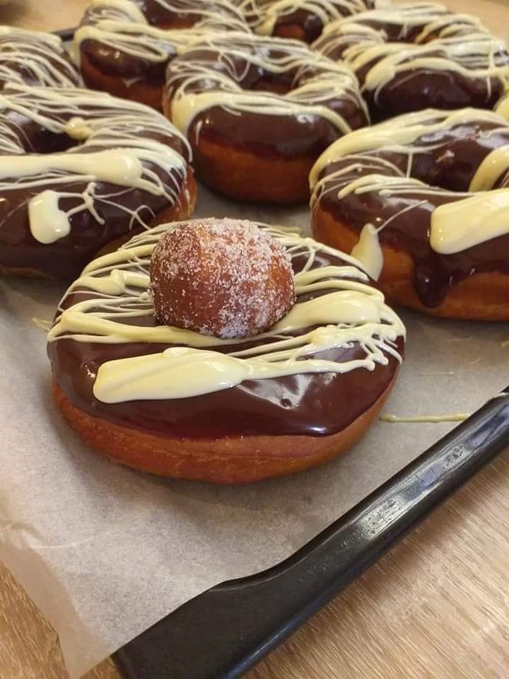 Mini-donuts-με-σοκολάτα-συνταγή- Mini-donuts-με-σοκολάτα-συνταγή-