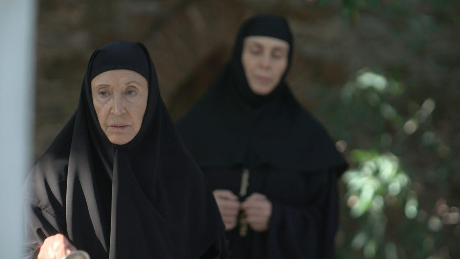 Μαύρο Ρόδο επόμενα επεισόδια: 47 , 48 , 49 , 50