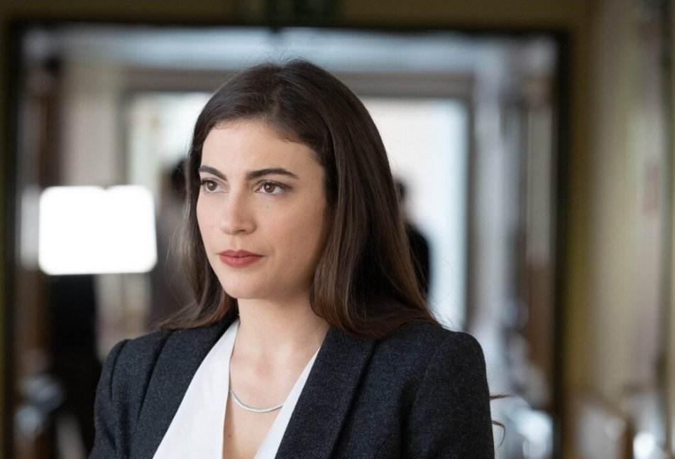 Παγιδευμένοι επόμενα επεισόδια-Άννα- Παγιδευμένοι επόμενα επεισόδια-Άννα-