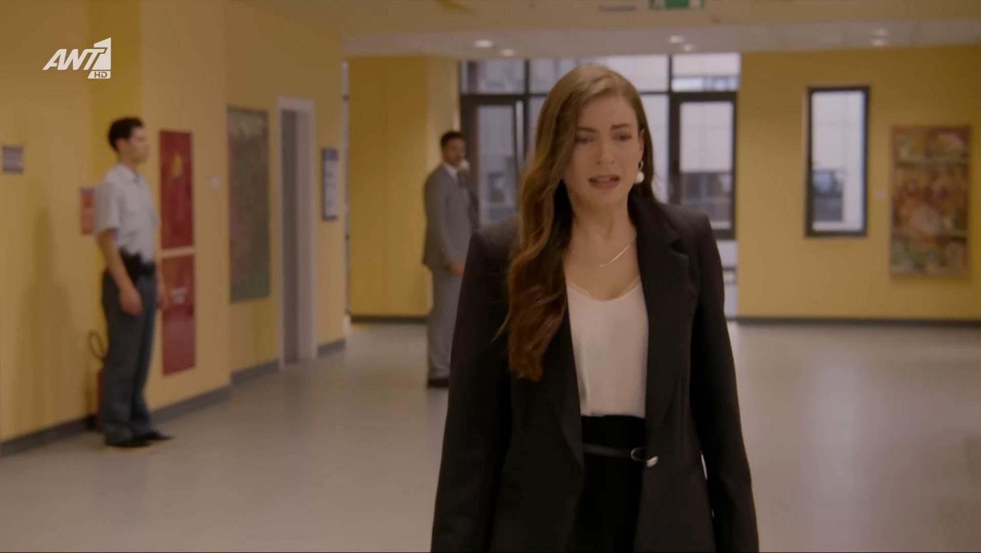 Παγιδευμένοι-Άννα-