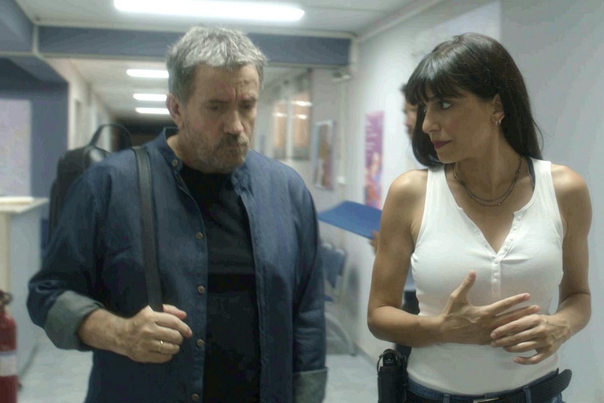 Κάνε ότι κοιμάσαι επόμενα επεισόδια: 33 , 34