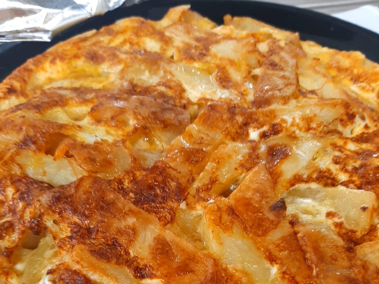 ομελέτα-με-πατάτες-και-τυριά-συνταγή- ομελέτα-με-πατάτες-και-τυριά-συνταγή-