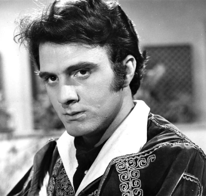 Παύλος Λιάρος : Δείτε πως είναι στα 80 του ο κινηματογραφικός γιός του Λάμπρου Κωνσταντάρα