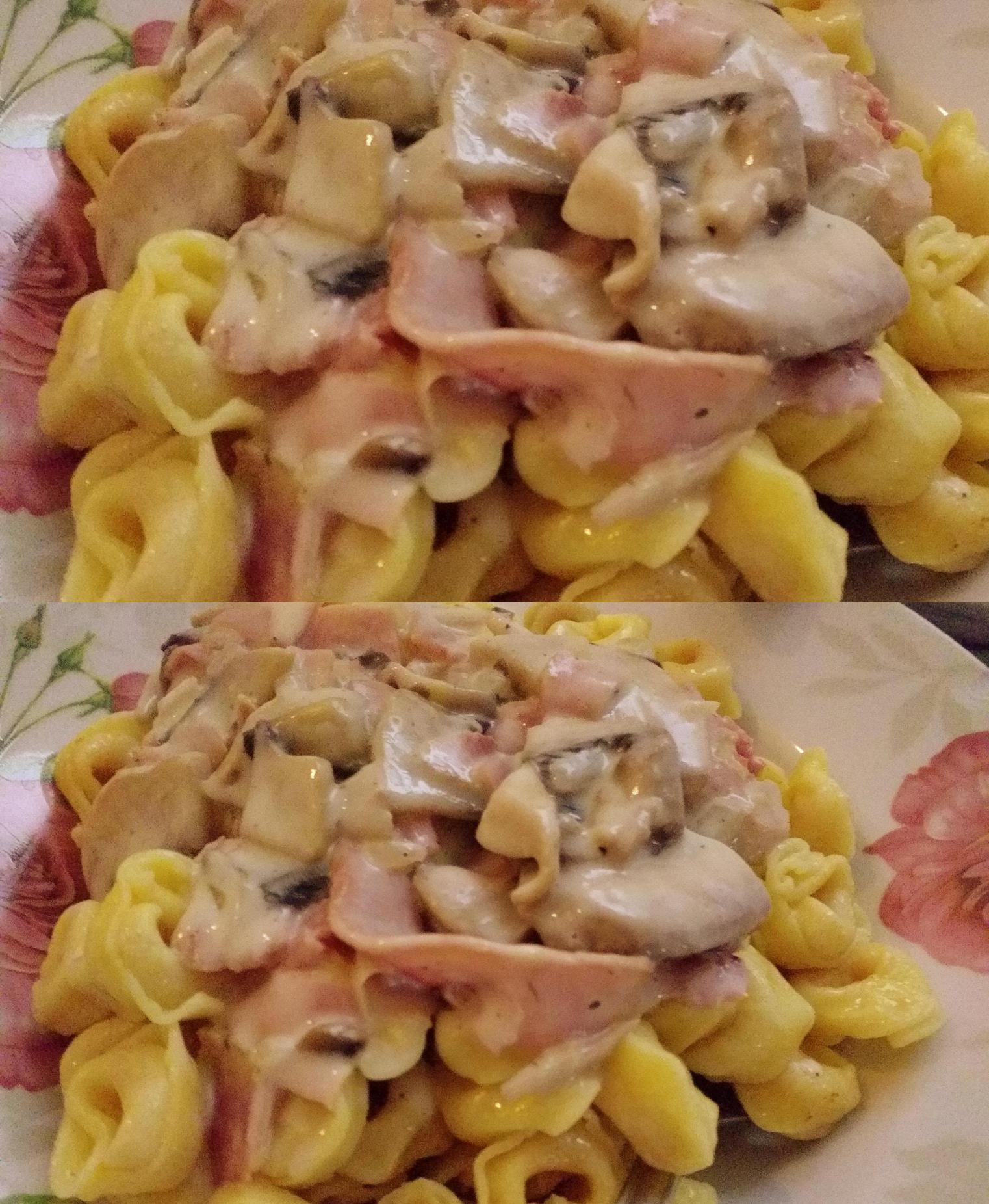 Το φαγητό της Πέμπτης: Τορτελίνια με μπέικον και μανιτάρια