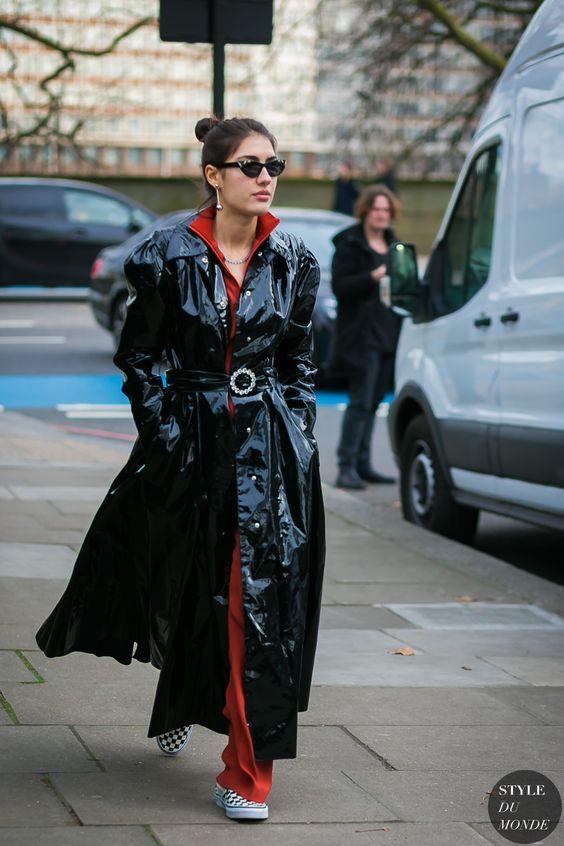 μαύρη-vinyl-καπαρντίνα-ιδέες-