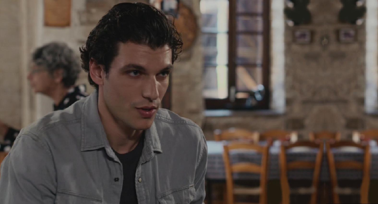 Η Γη της Ελιάς-Χρήστος- Η Γη της Ελιάς-Χρήστος-