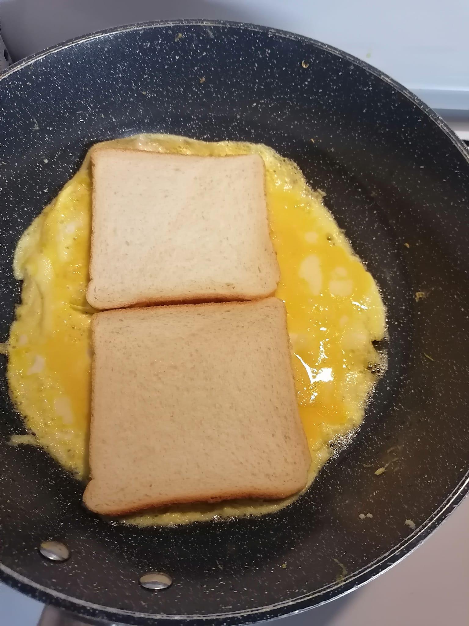 ομελέτα-τοστ-συνταγή-