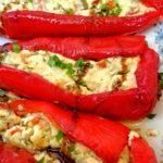 γεμιστές-πιπεριές Φλωρίνης-με-φέτα-και-παρμεζάνα-συνταγή-