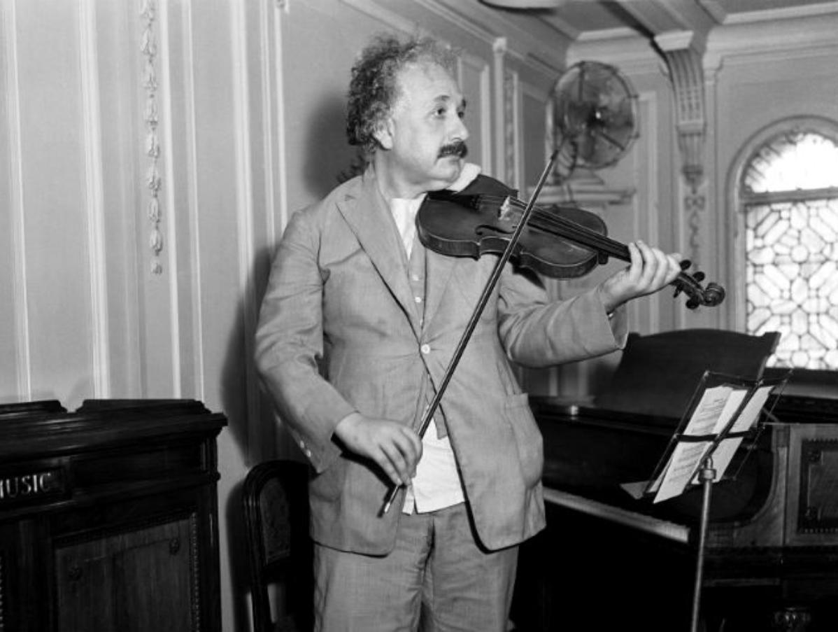 Άλμπερτ Αϊνστάιν: Ο γιατρός που διέπραξε την πιο μακάβρια κλοπή του αιώνα-Αυτή του εγκεφάλου του