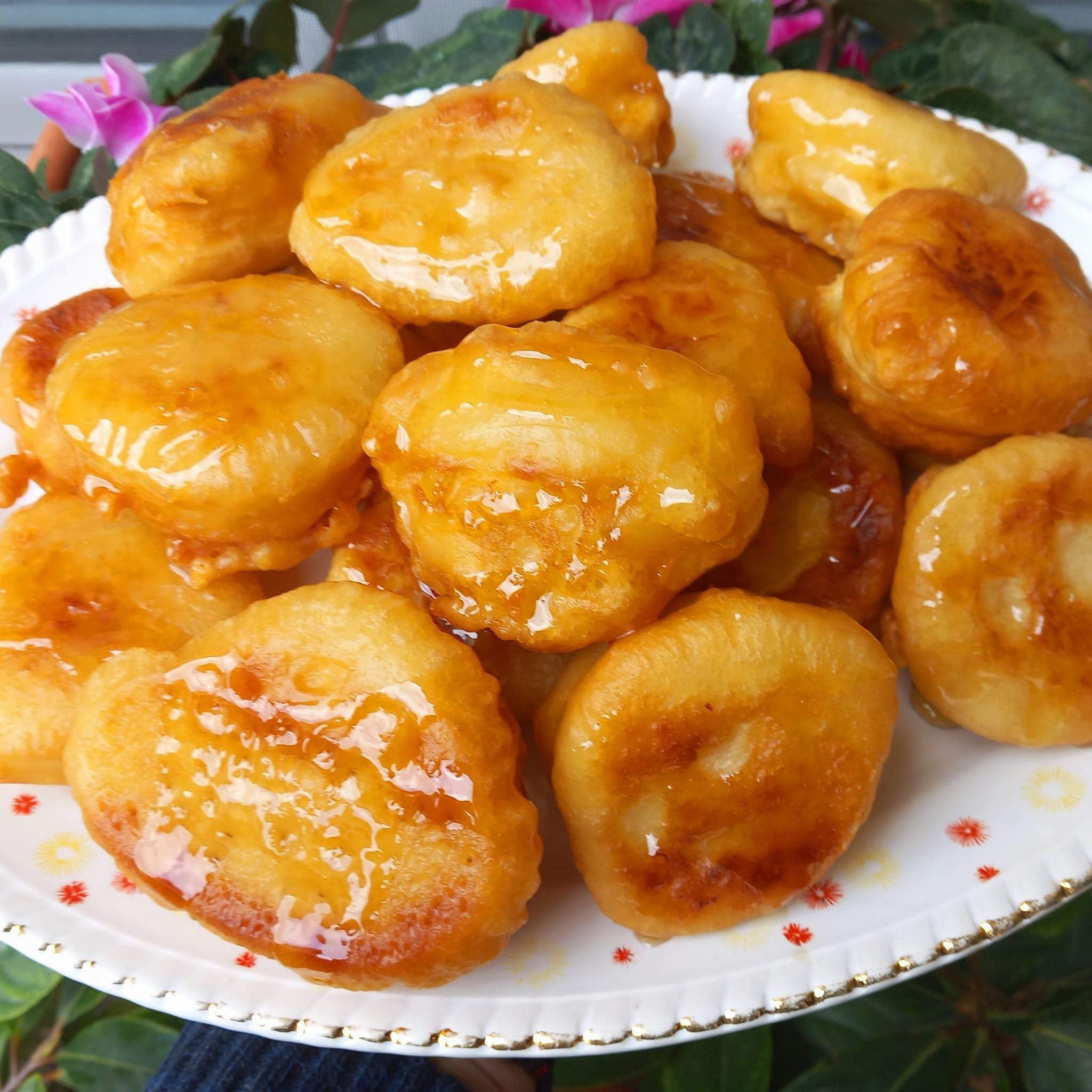 τηγανίτες-με-μέλι-και-ταχίνι-συνταγή- τηγανίτες-με-μέλι-και-ταχίνι-συνταγή-