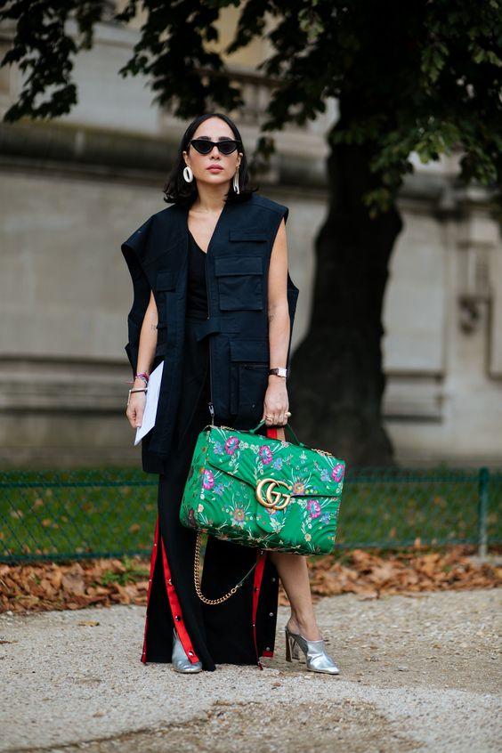 Άνοιξη 2023: Οι oversized τσάντες είναι η must επιλογή για κάθε γυναίκα